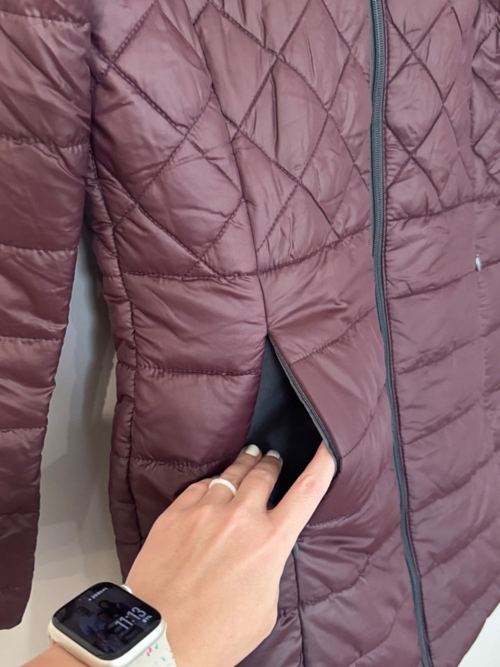 New Balance Women's Puffer Quilted Style Tech Hooded Zip Up Jacket Sz S NWT - Picture 3 of 12